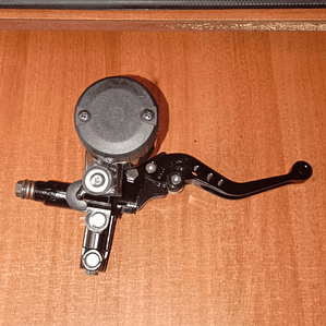 Bomba de freno de moto delantera para un disco y un Cali per