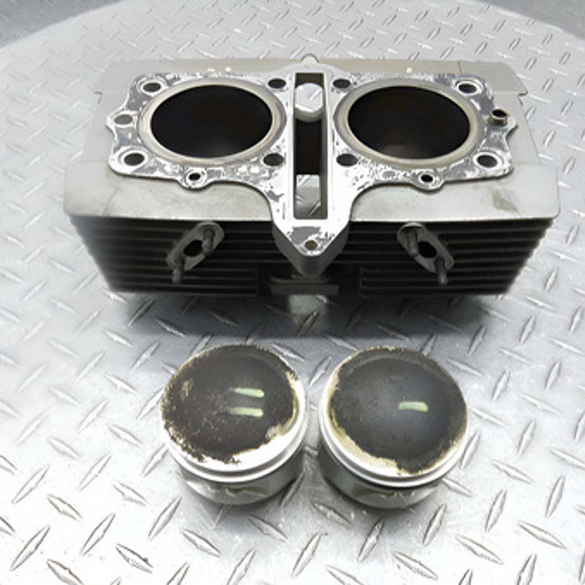 Carcasa De Cilindros De Suzuki Gs 500 1