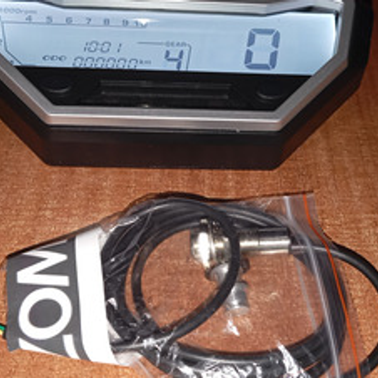 Velocimetro Universal Con Pantalla Multicolor 10