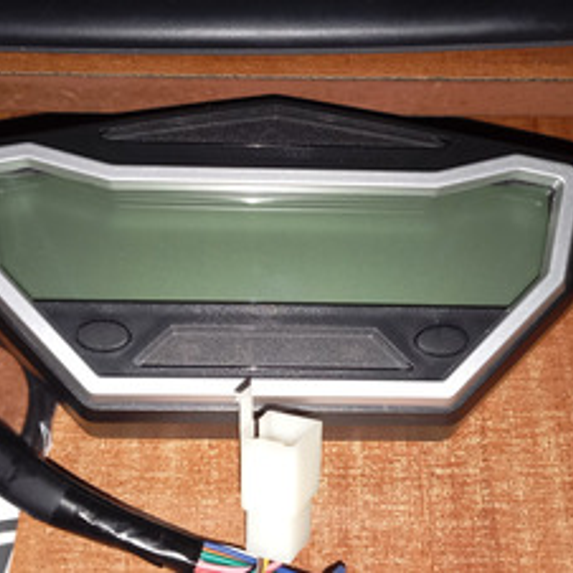 Velocimetro Universal Con Pantalla Multicolor 11