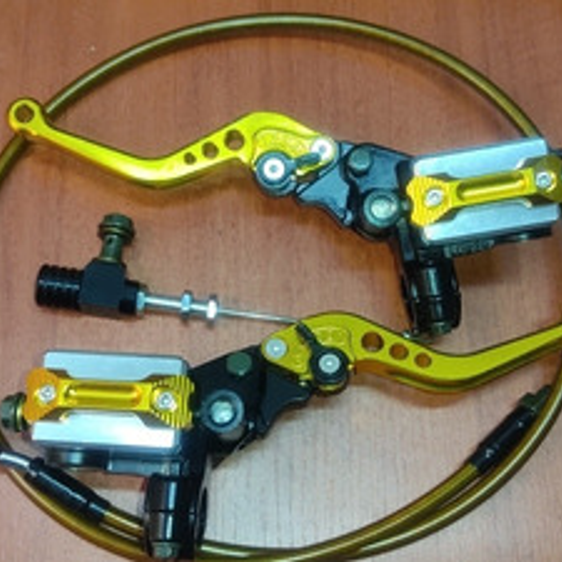 Clutch Y Freno Hidráulico Kit Universal Varios Colores 2