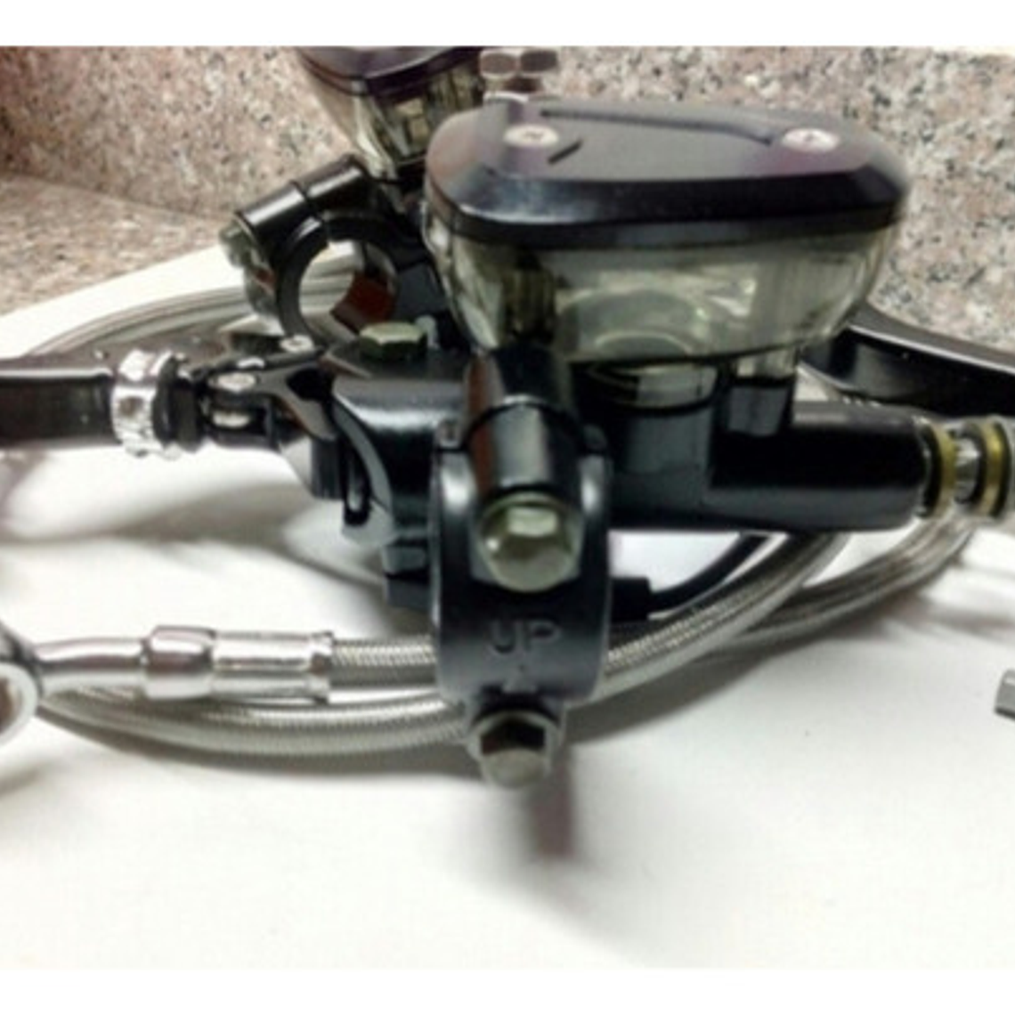 Clutch Y Freno Hidráulico Kit Universal Negro 7