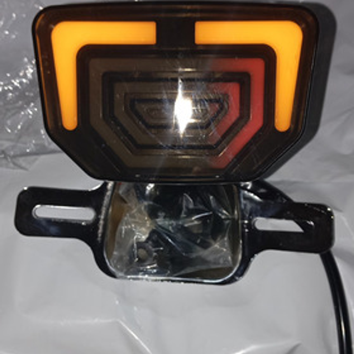 Stop Trasero Suzuki Gn 125 Led Luz Integrada 2