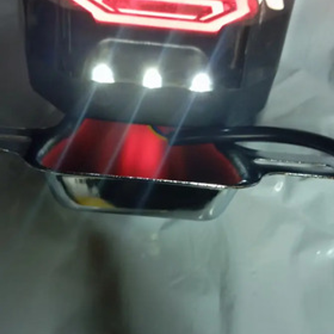 Stop Luz Trasera Motocicleta Gn 125 Dvr Blanco 3