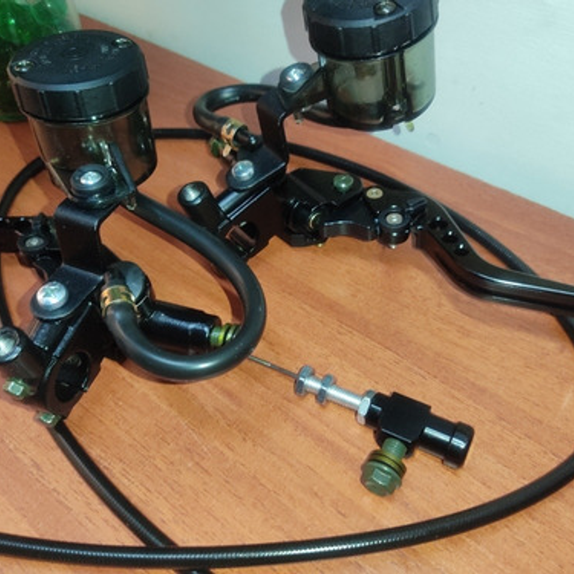 Clutch Y Freno Hidráulico Kit Universal  Negro 3