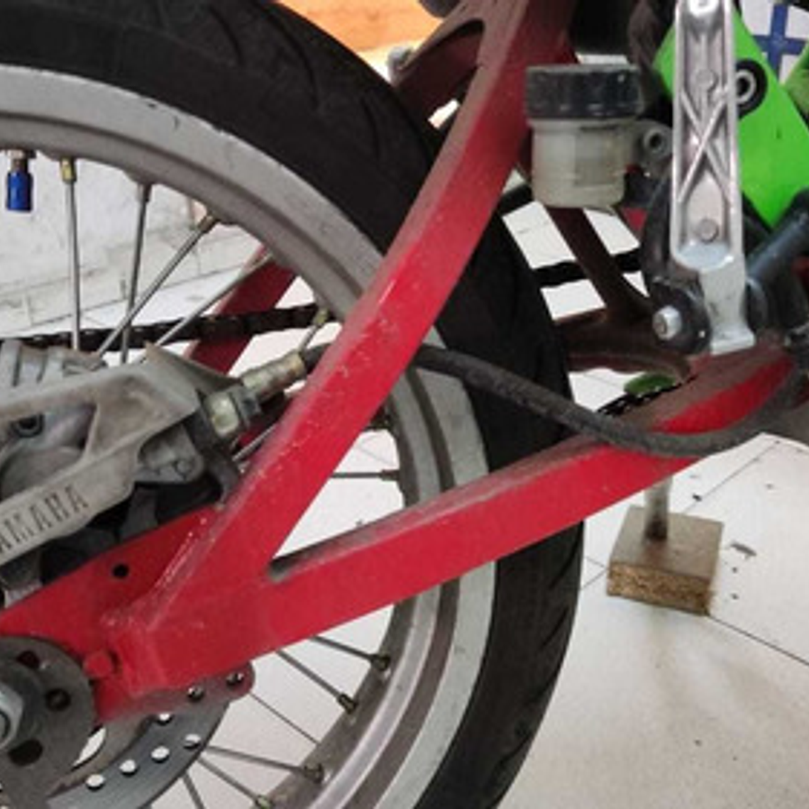 Líneas Blindadas Dt 125 Clutch Freno Delantero Y Trasero 6