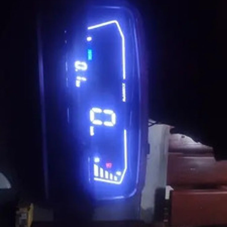 Velocímetro Digital Cryrpton 110  4