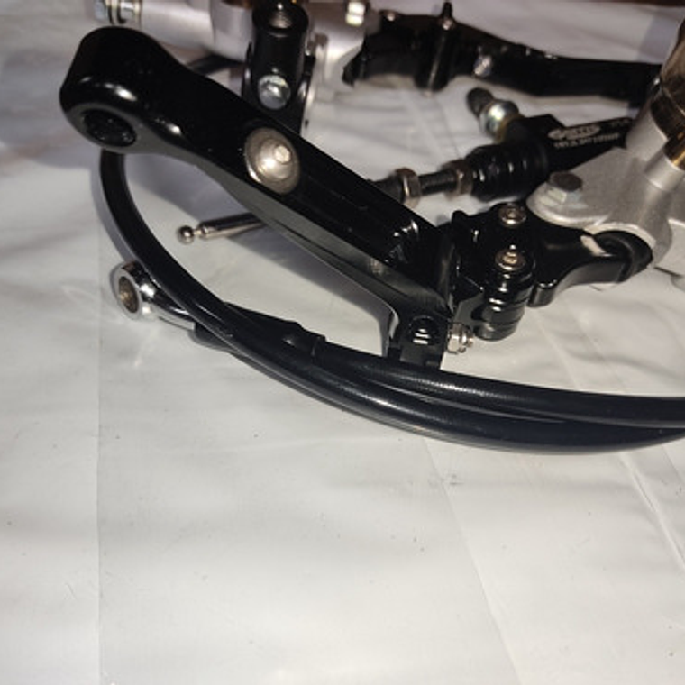 Clutch Y Freno Hidráulico Kit Universal Abatible,regulable 4