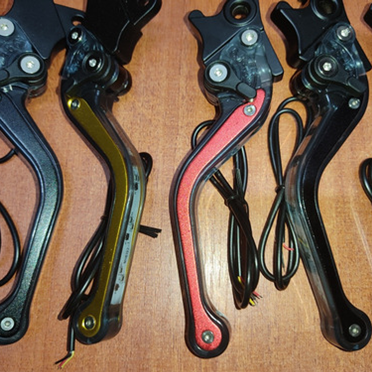 Maniguetas Izquierda Para Guaya Derecha Para Freno Kimco 125 6