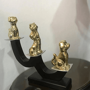 Base Decorativas Con Dos Perro Un Gato Dorado Sala