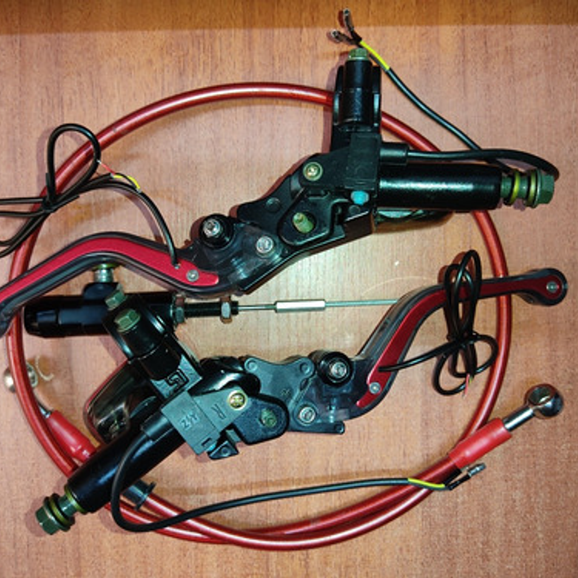 Freno Delantero Y Embrague Hidráulico Levas  Con Luz Led 6