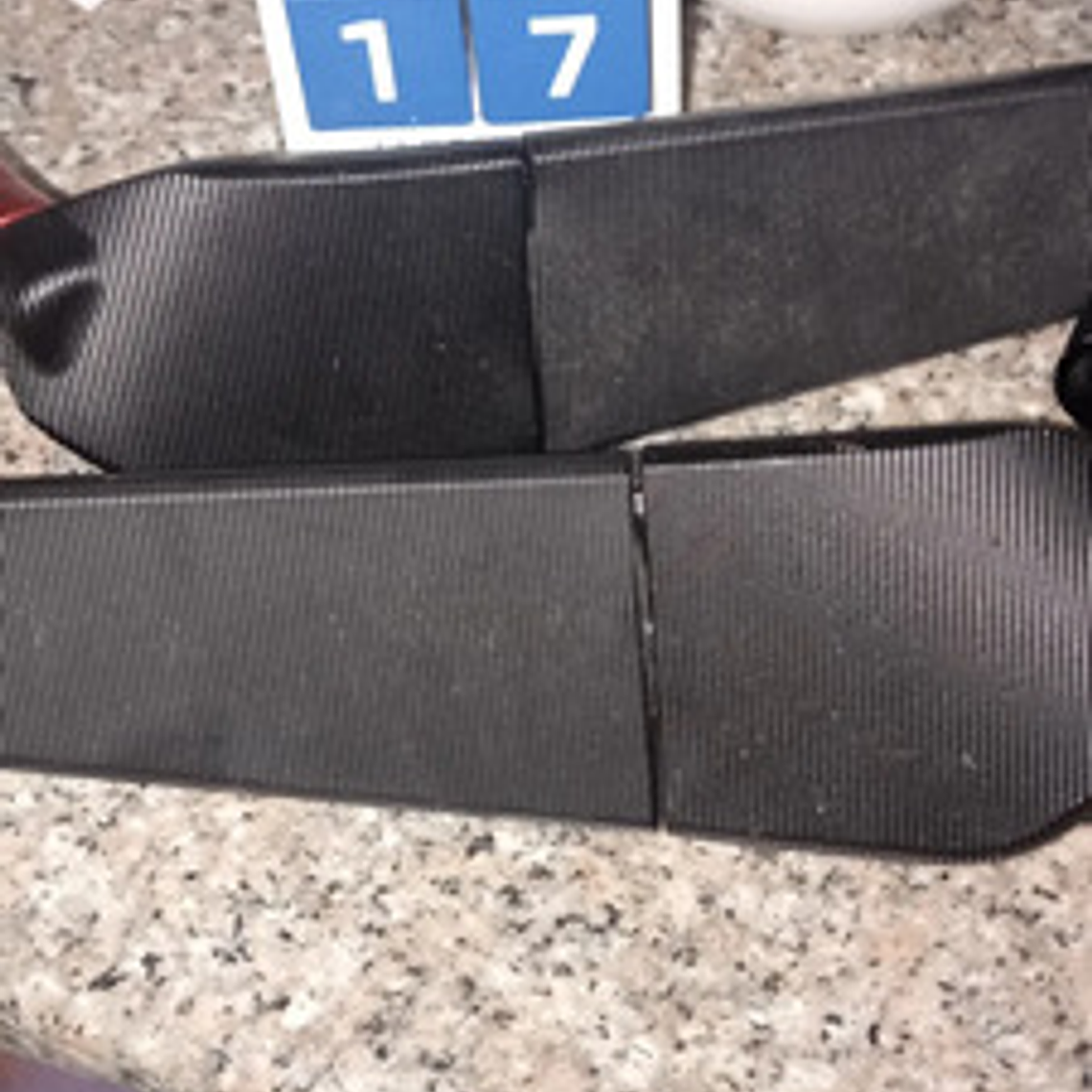 Par De Espejos Retrovisores Universales Para Moto Negros 2