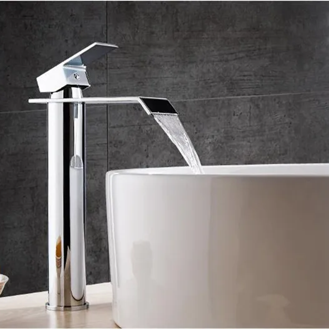 Tuqiu-grifo de baño dorado, grifo de lavabo de cascada, grifo mezclador de lavabo de un solo mango, grifo de baño, grifo de grúa de agua de fregadero de latón 15