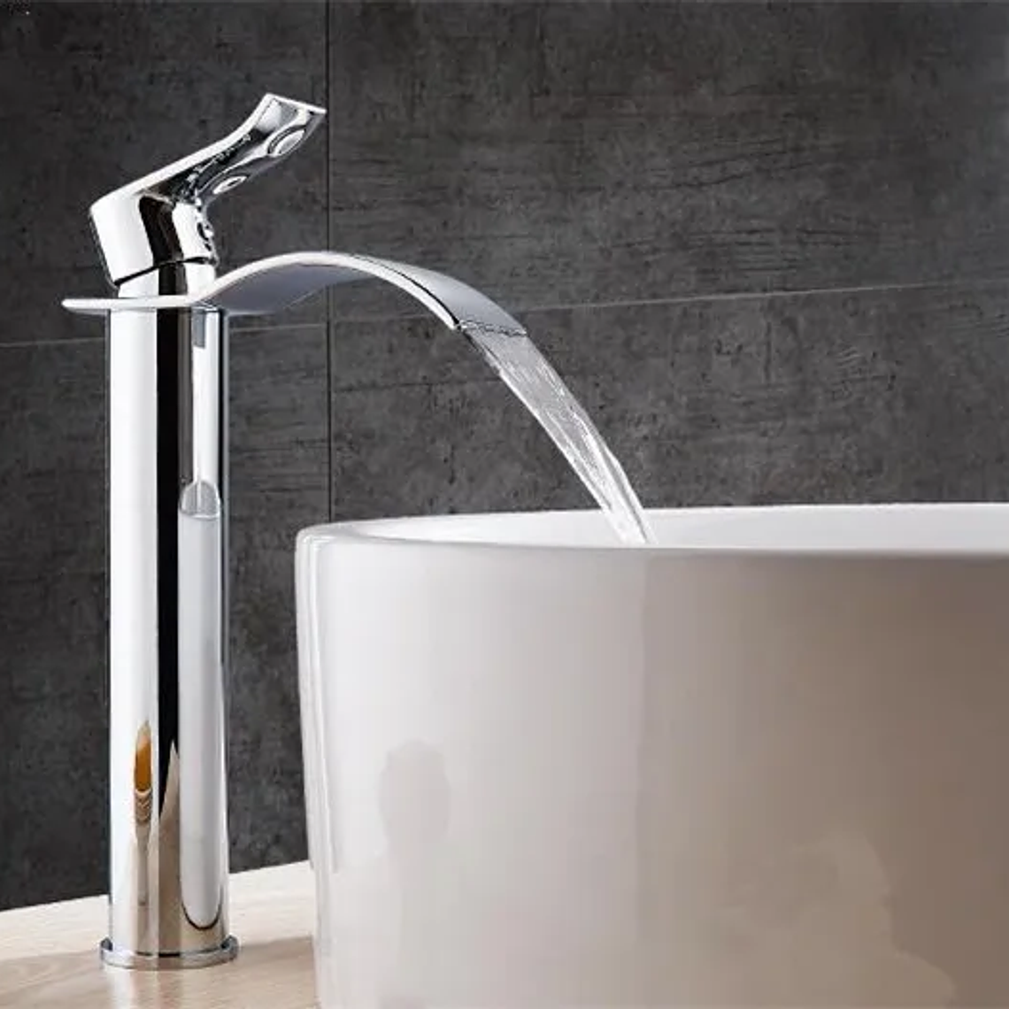 Tuqiu-grifo de baño dorado, grifo de lavabo de cascada, grifo mezclador de lavabo de un solo mango, grifo de baño, grifo de grúa de agua de fregadero de latón 17