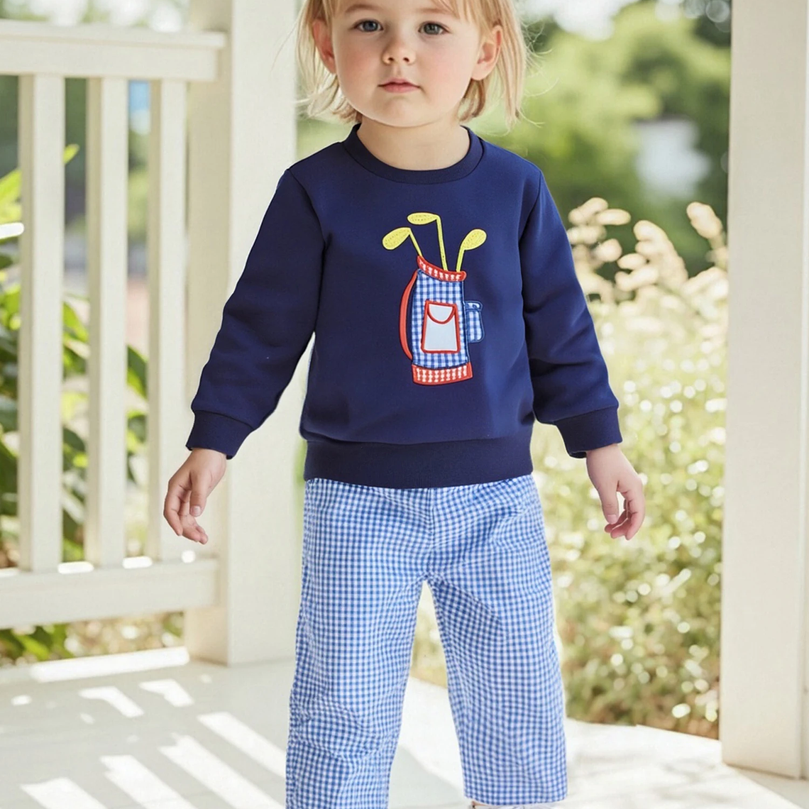 Adorable conjunto de otoño de 2 piezas con lindo sudadera con apliques de oso y acogedores pantalones a cuadros para traje de bebé o niña 9