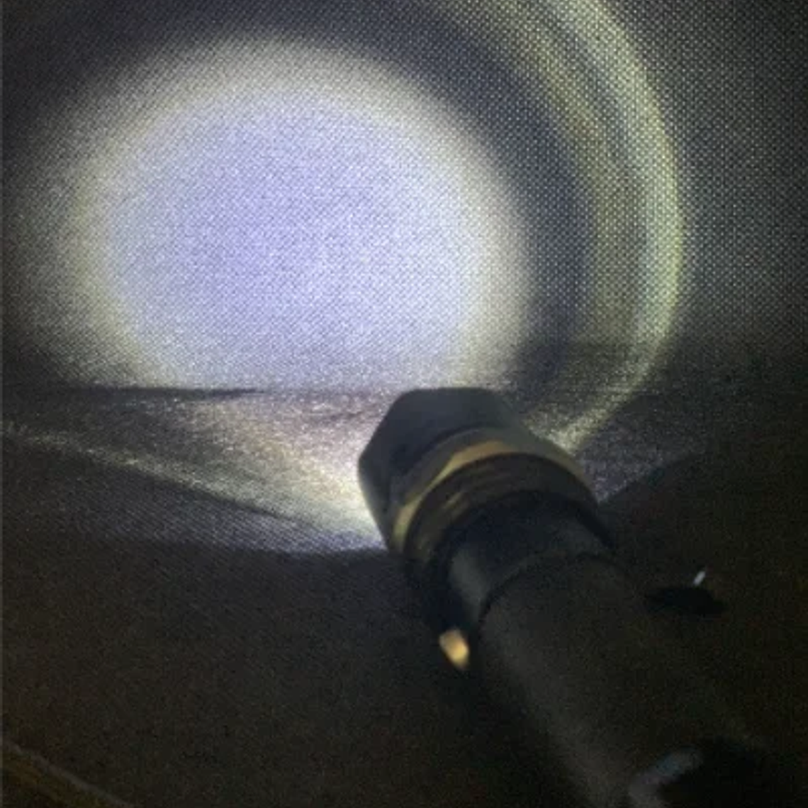 Linterna táctica Led Swat. Recargable profesional 608 con 1 o 2 pilas 5