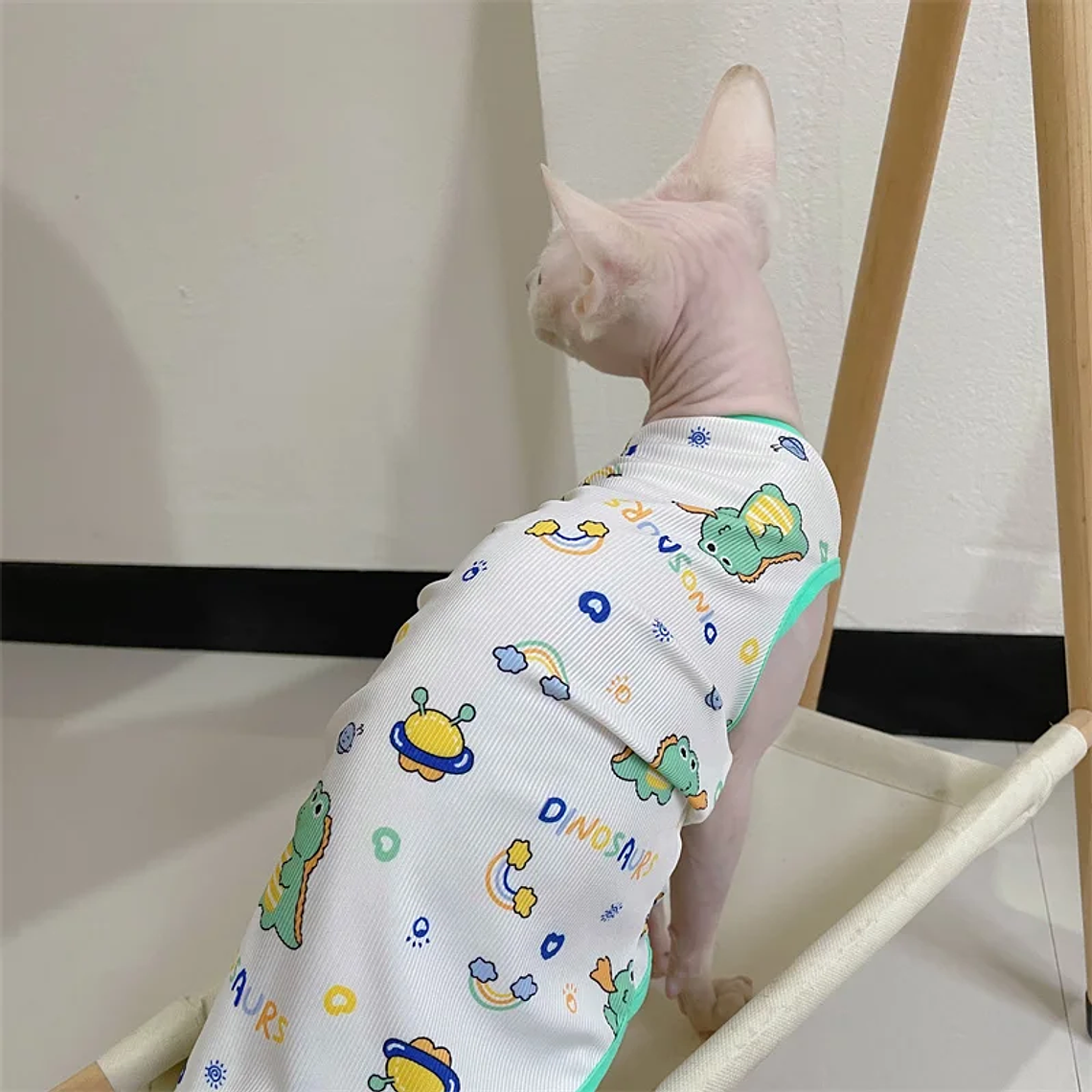 Moda Esfinge CAT cool Textile chaleco sin pelo ropa de gato Devin Rex cómodo abrigo de dibujos animados de verano y primavera ropa al aire libre artículos para mascotas 13
