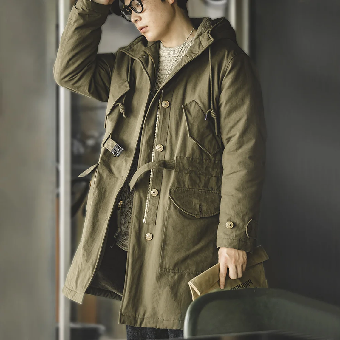Maden Abrigo masculino pesado M47 Largo medio abrigo con capucha gruesa Puños ajustables Muchos bolsillos Abrigo acolchado con forro polar para el invierno 1