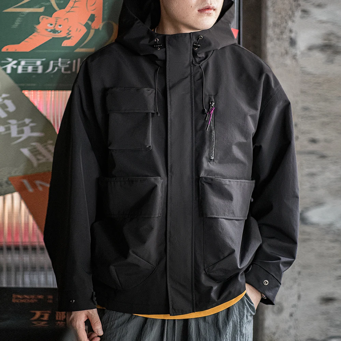Maden Chaqueta con capucha funcional informal con múltiples bolsillos Abrigo deportivo al aire libre suelto negro para chaqueta versátil de primavera y otoño para hombres 2