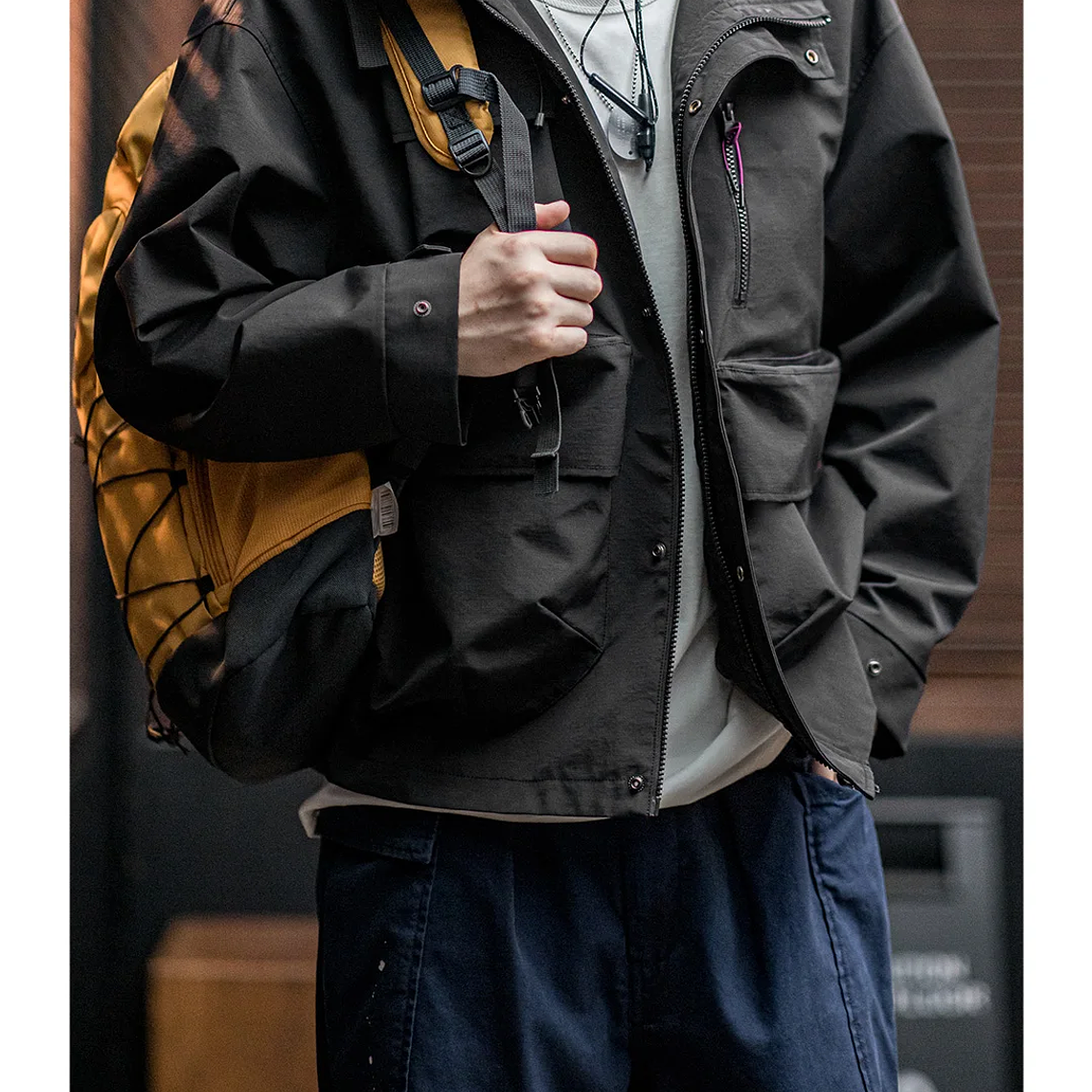 Maden Chaqueta con capucha funcional informal con múltiples bolsillos Abrigo deportivo al aire libre suelto negro para chaqueta versátil de primavera y otoño para hombres 14