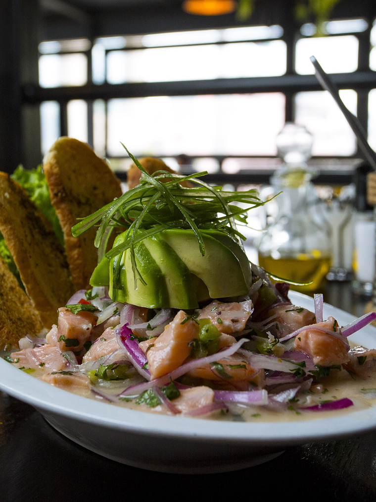 Ceviche Mixto de Reineta 1