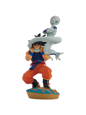 FIGURA DBZ ICHIBANKUJI C REVIBLE MOMENT - GOKU VS FRIEZA