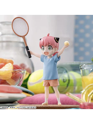 FIGURA PACK SPYXFAMILY LUMINASTA TENNIS VER. - ANYA + YOR + LOID + FIONA
