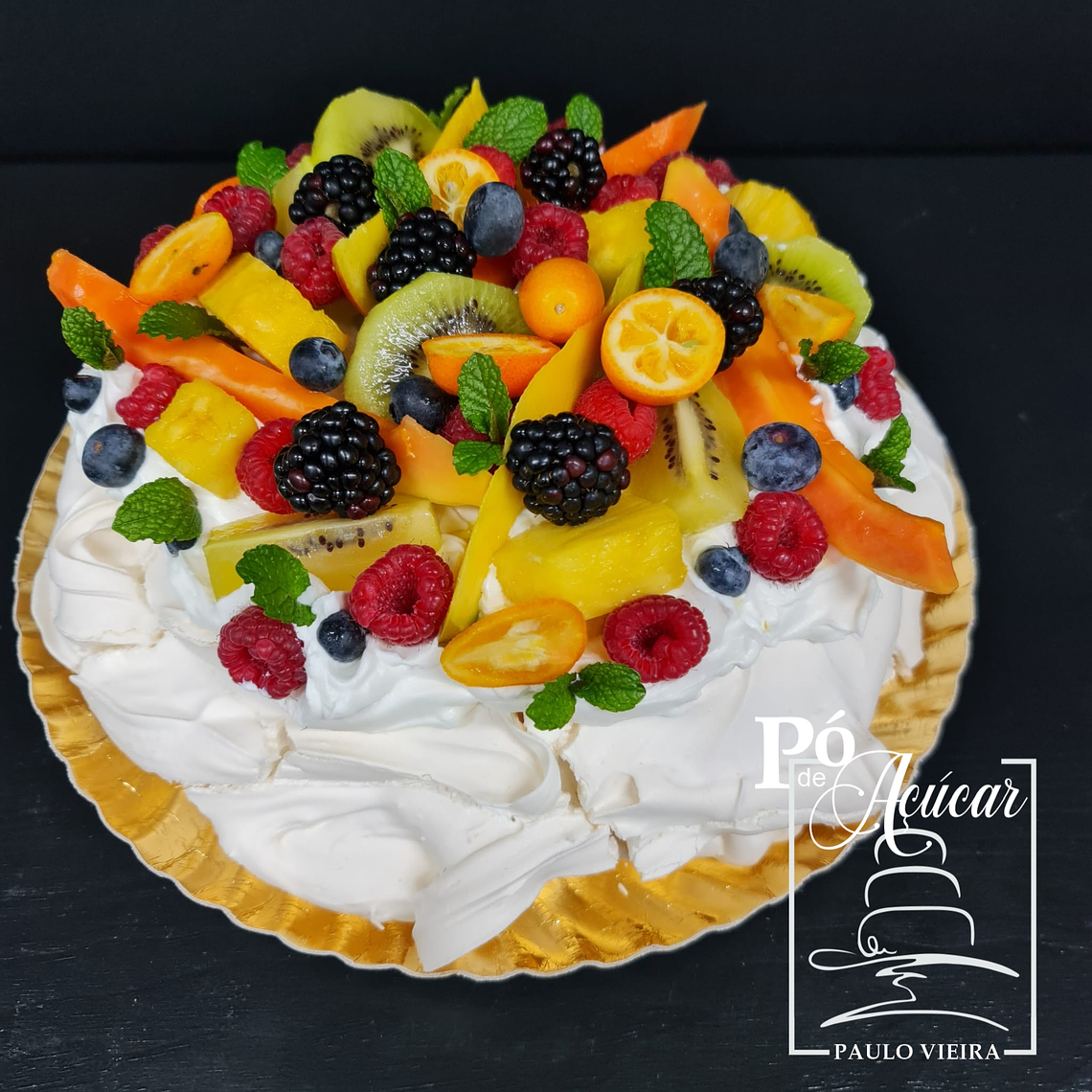 Pavlova de fruta fresca 1
