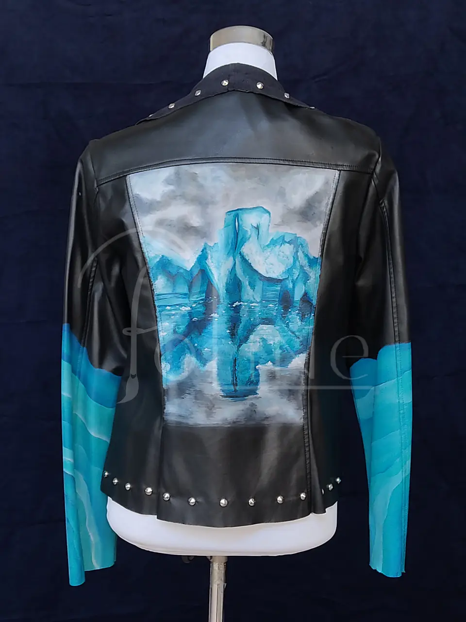 Chaqueta pintada a mano glaciar 1