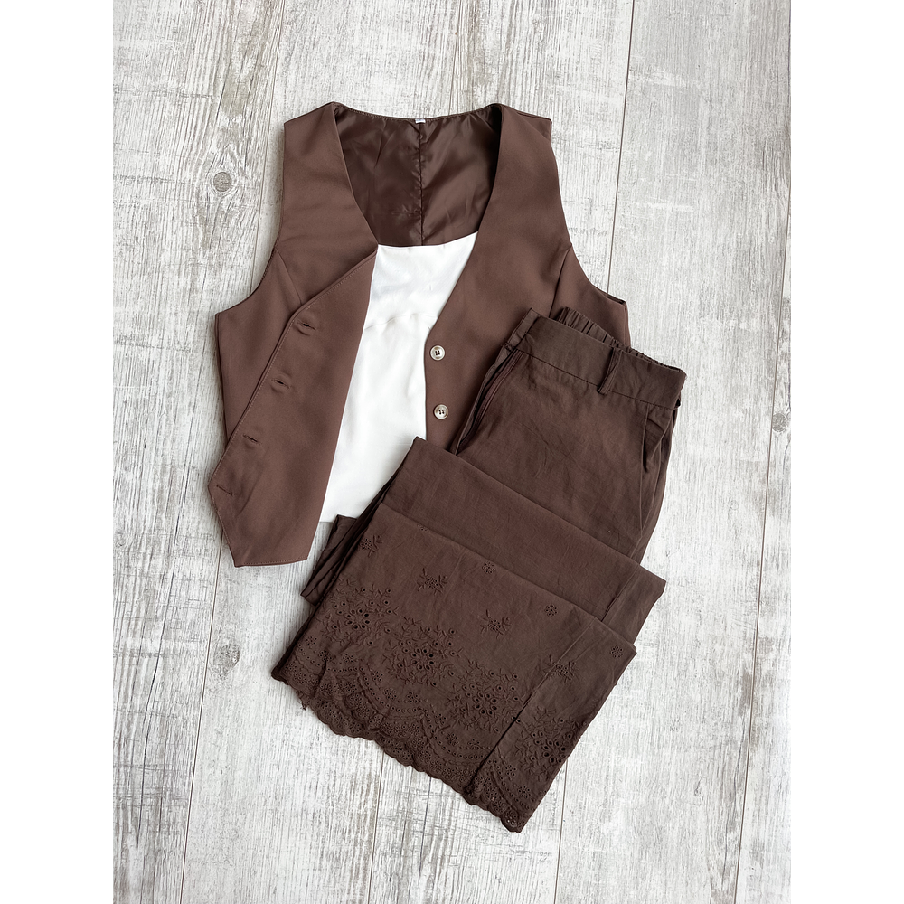 Pantalón broderie 🌺