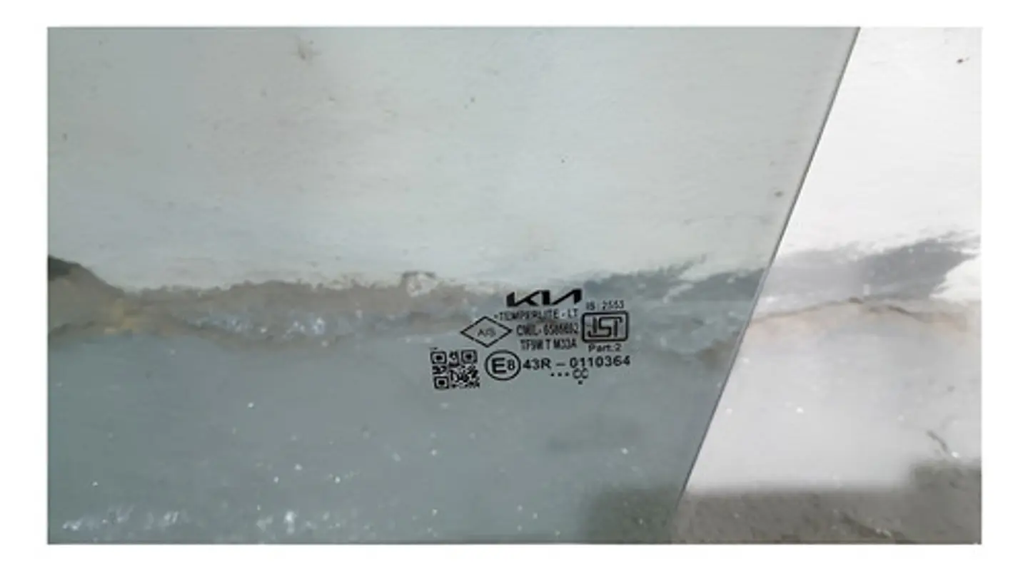 Vidrio Puerta Delantera Izquierda Kia Carens (2022-2024) 4