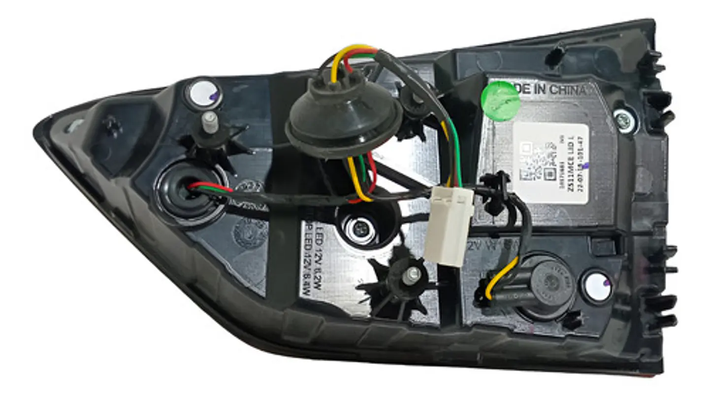 Foco Trasero Izquierdo Portalon Para Mg Zs (2020-2022) 4