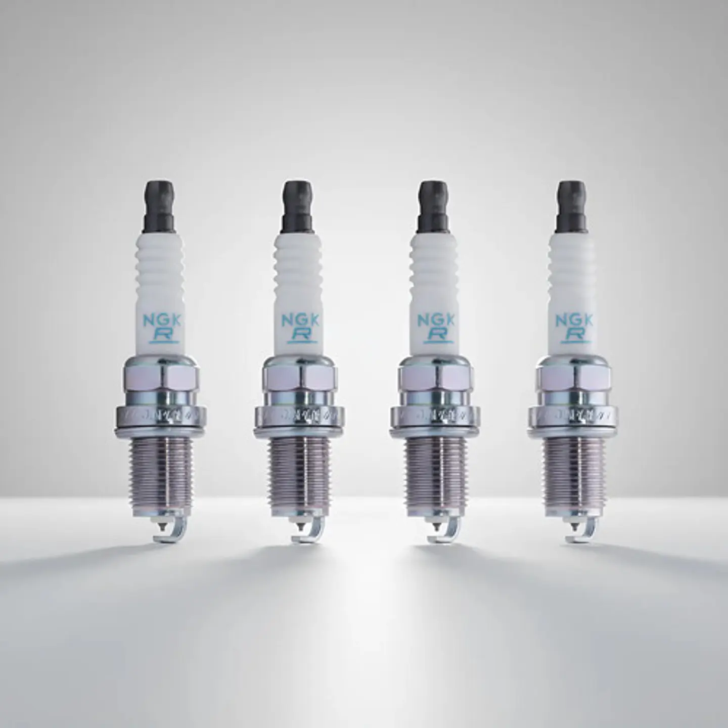 Juego (4) Bujías Encendido Modelo Mg 5 (2022-2024) 2