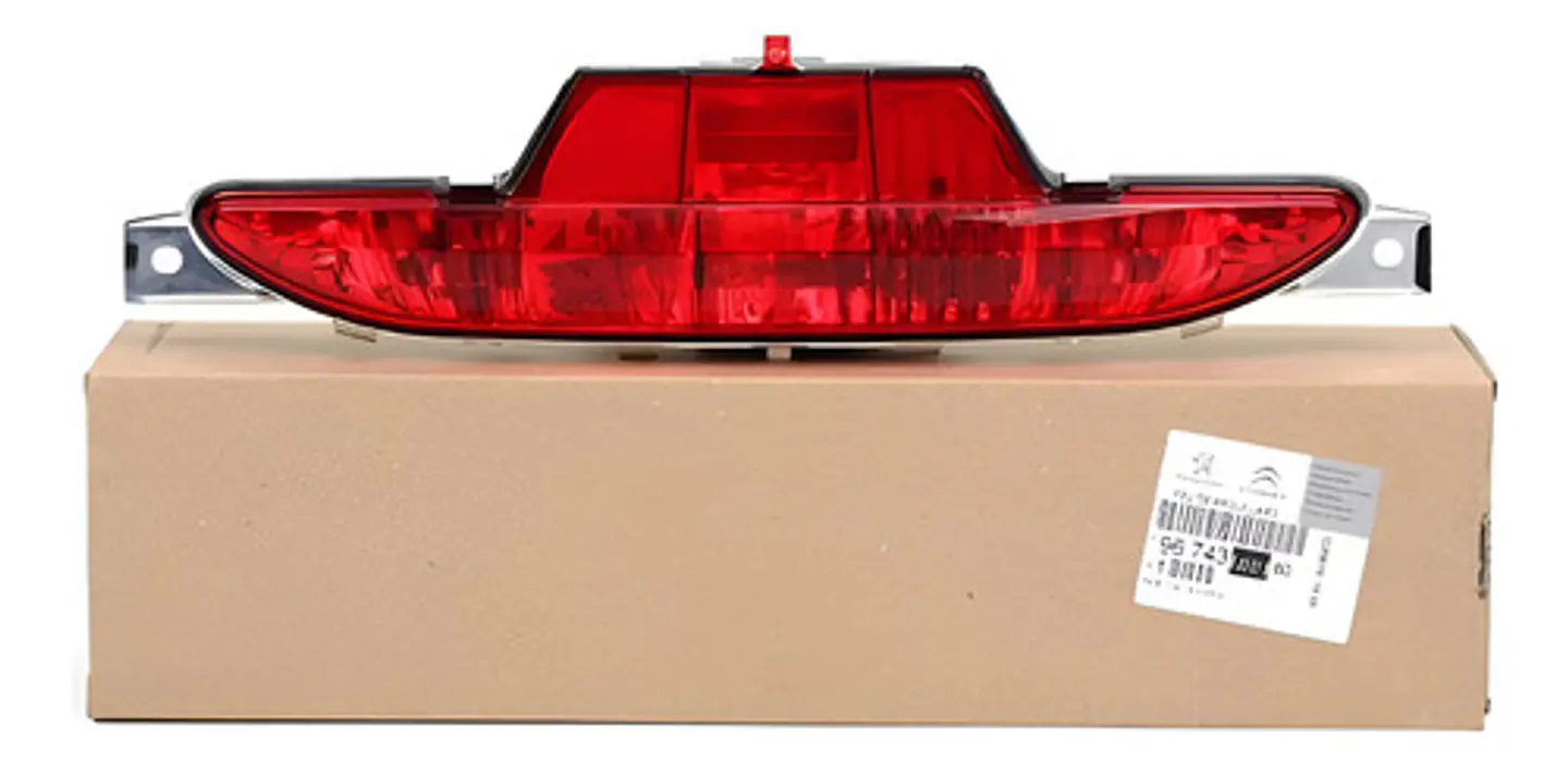 Neblinero Trasero Para Peugeot 208 (2022-2024) 1