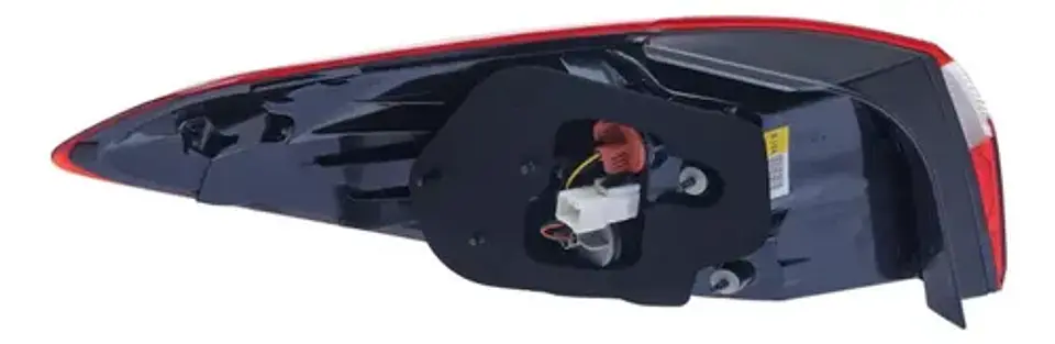Foco Trasero Exterior Izquierdo Kia Cerato 2014-2019 2