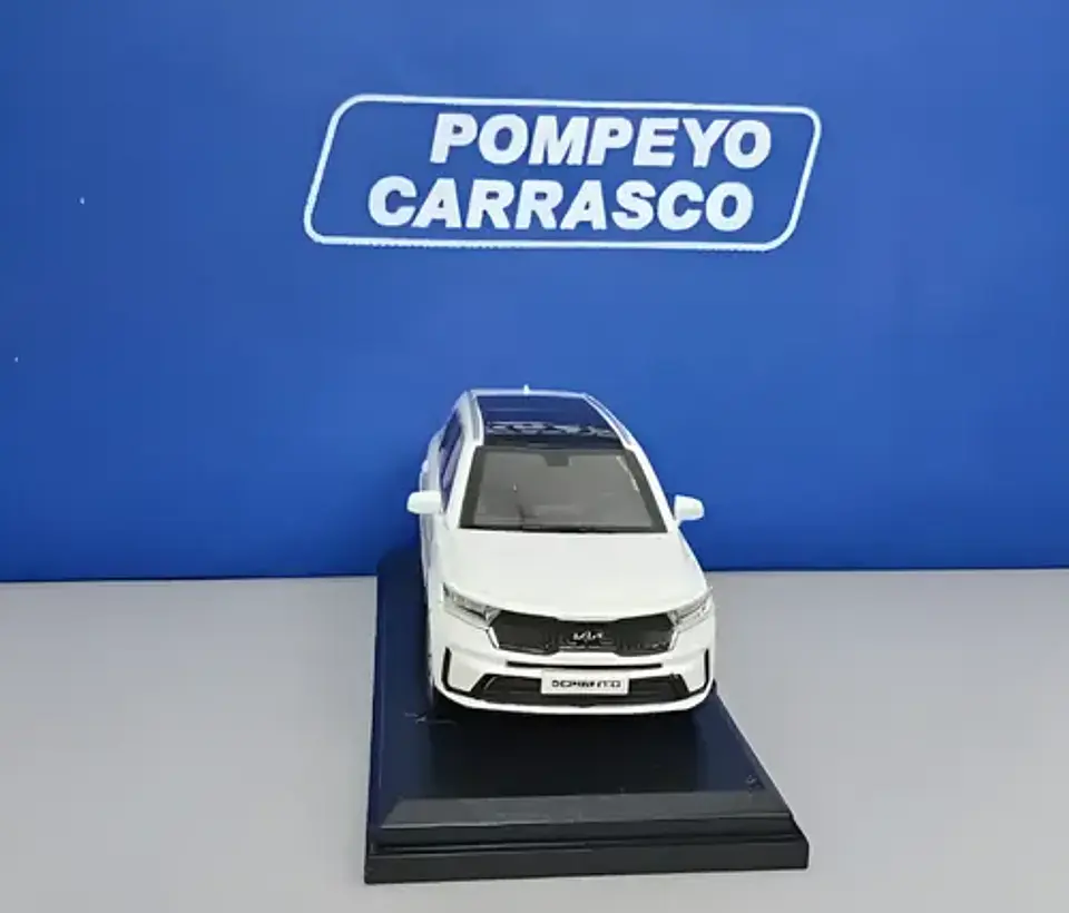Miniatura Car New Kia Sorento Blanca Blanco 6