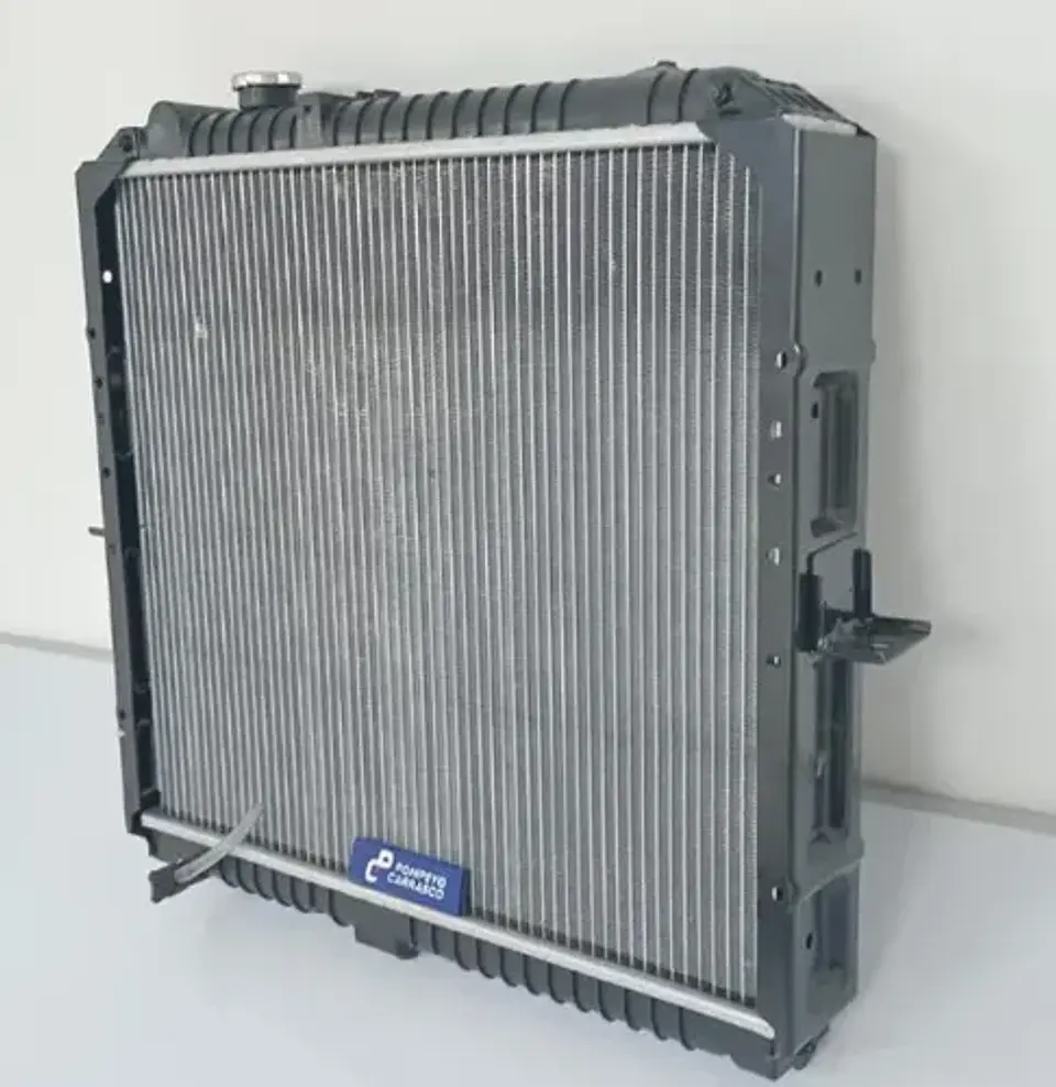 Radiador Agua Kia Frontier (2010-2017) 1