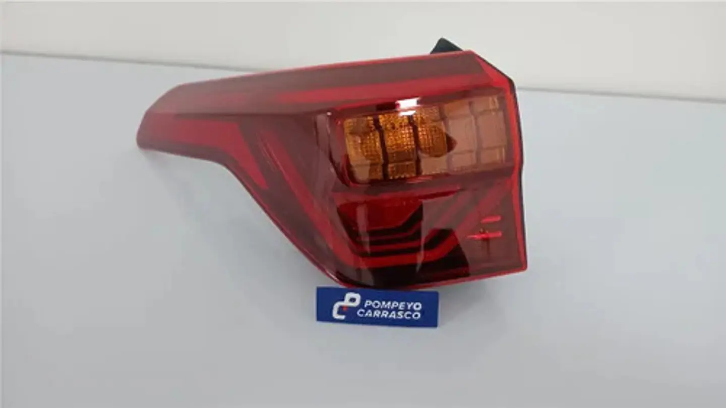 Foco Trasero Exterior Izq Kia Seltos (2019-2024) 1