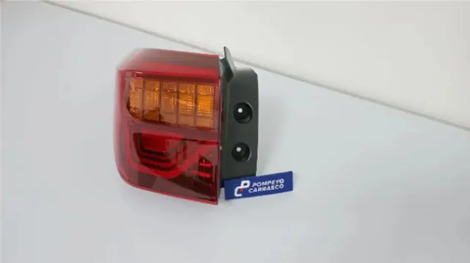 Foco Trasero Exterior Izq Kia Seltos (2019-2024) 4