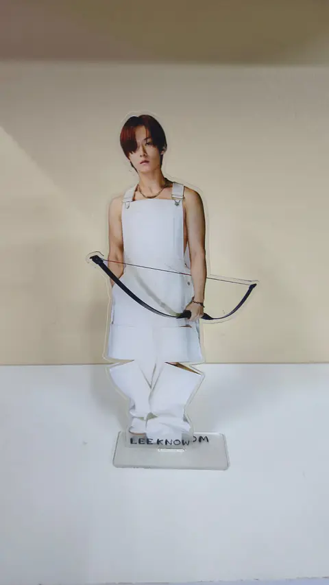 Standee Acrlico Lee Know