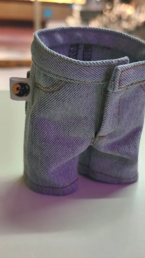 Pantalon Jeans Skzoo (Celeste clarito)