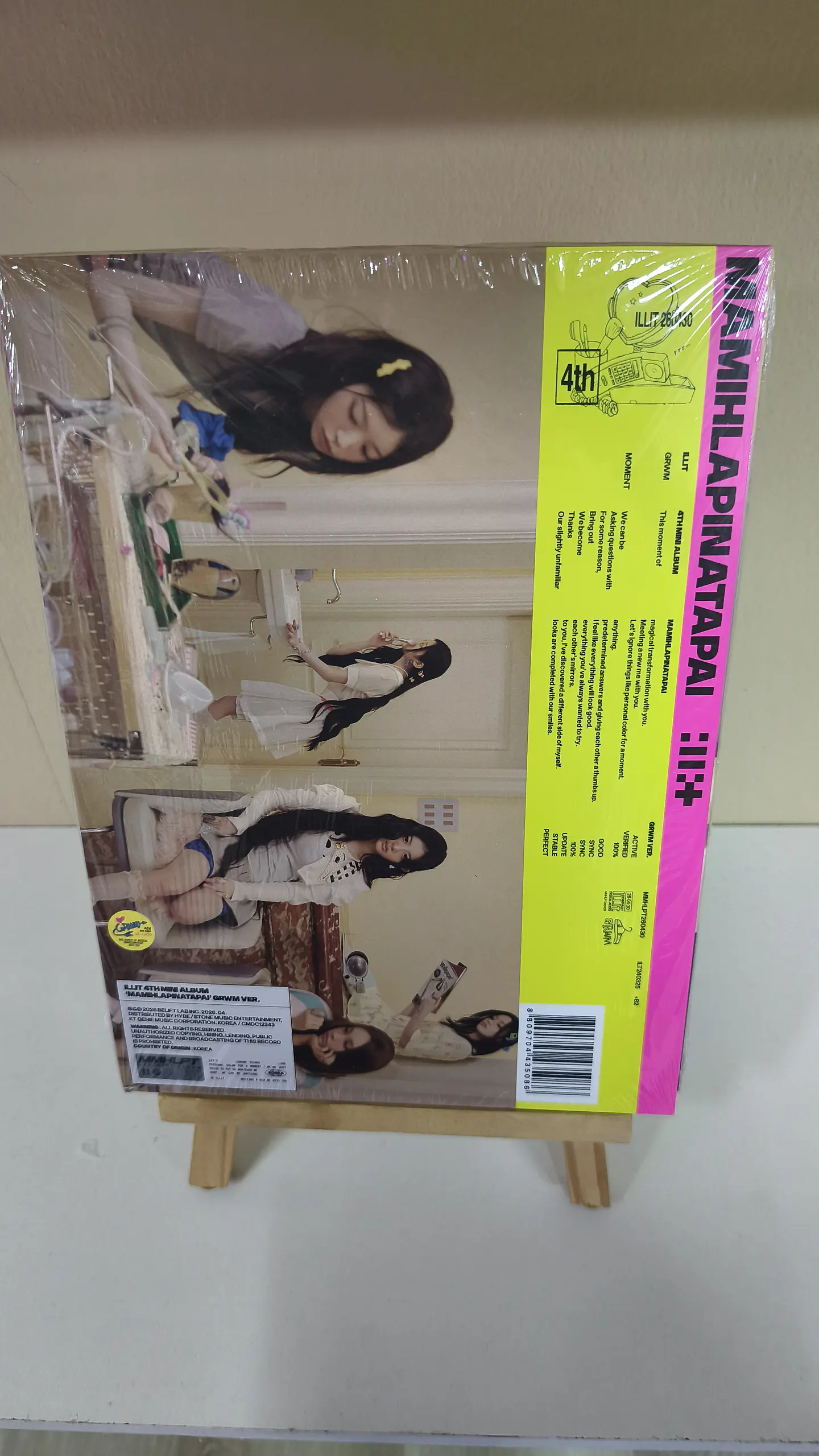 Album MAMIHLAPINATAPAI - ILLIT 1