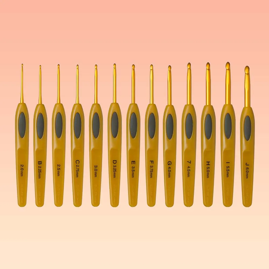 Aguja de crochet Clover Soft Touch de 4,50 mm 4