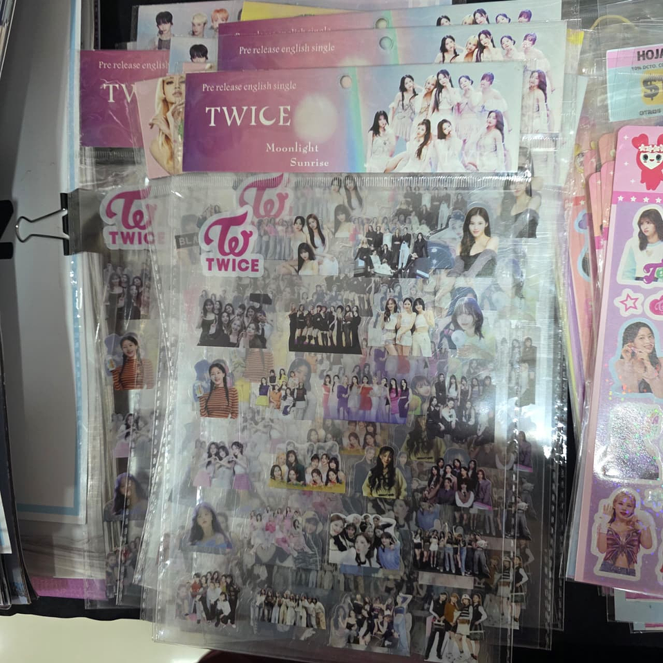 STICKER TRANSPARENTES 1