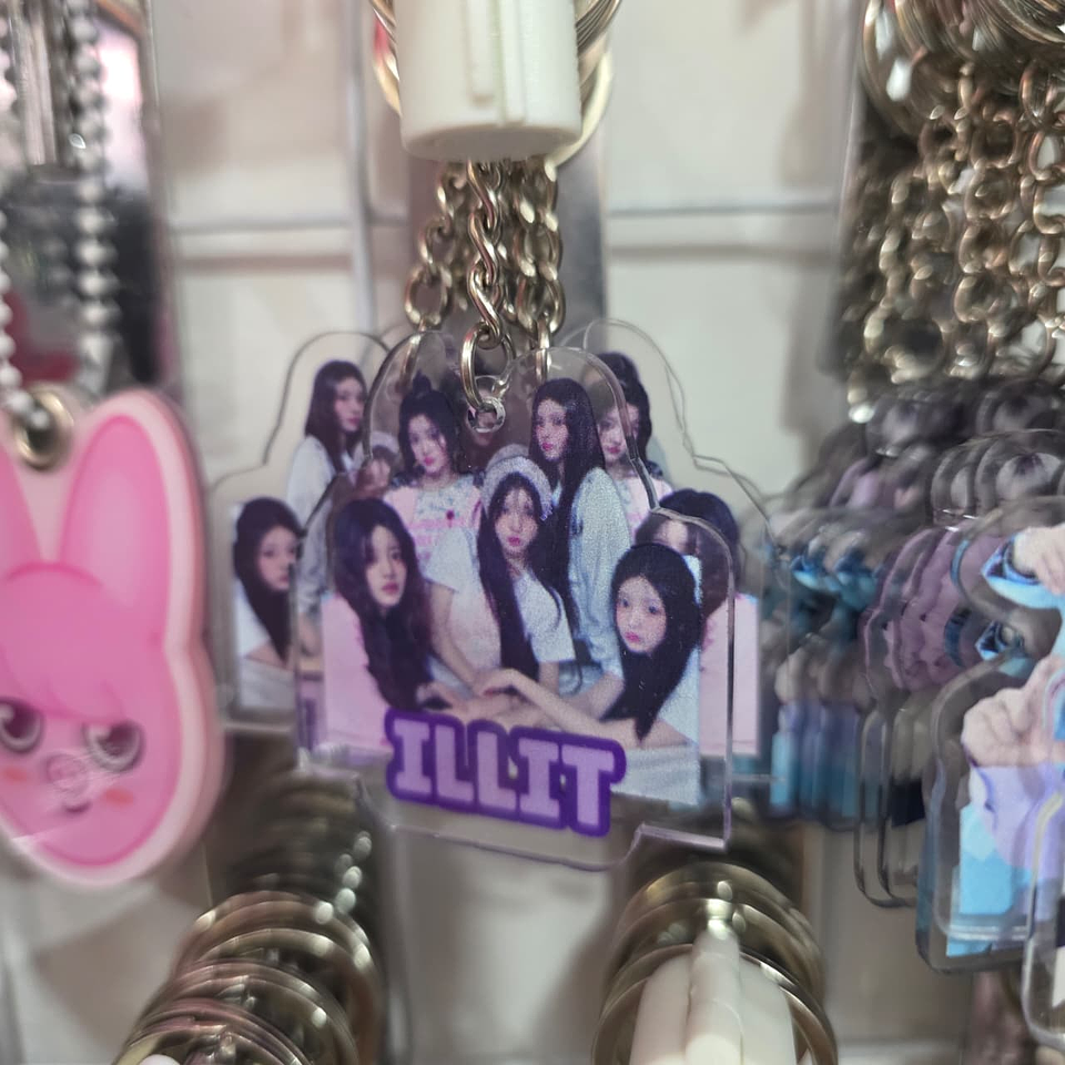 LLAVERO ACRÍLICO 16