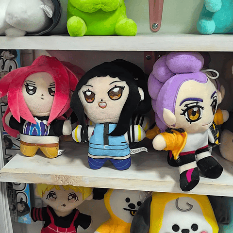 PELUCHES GUERRERAS KPOP