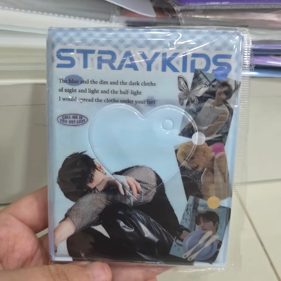 MINI BINDER STRAY KIDS 4