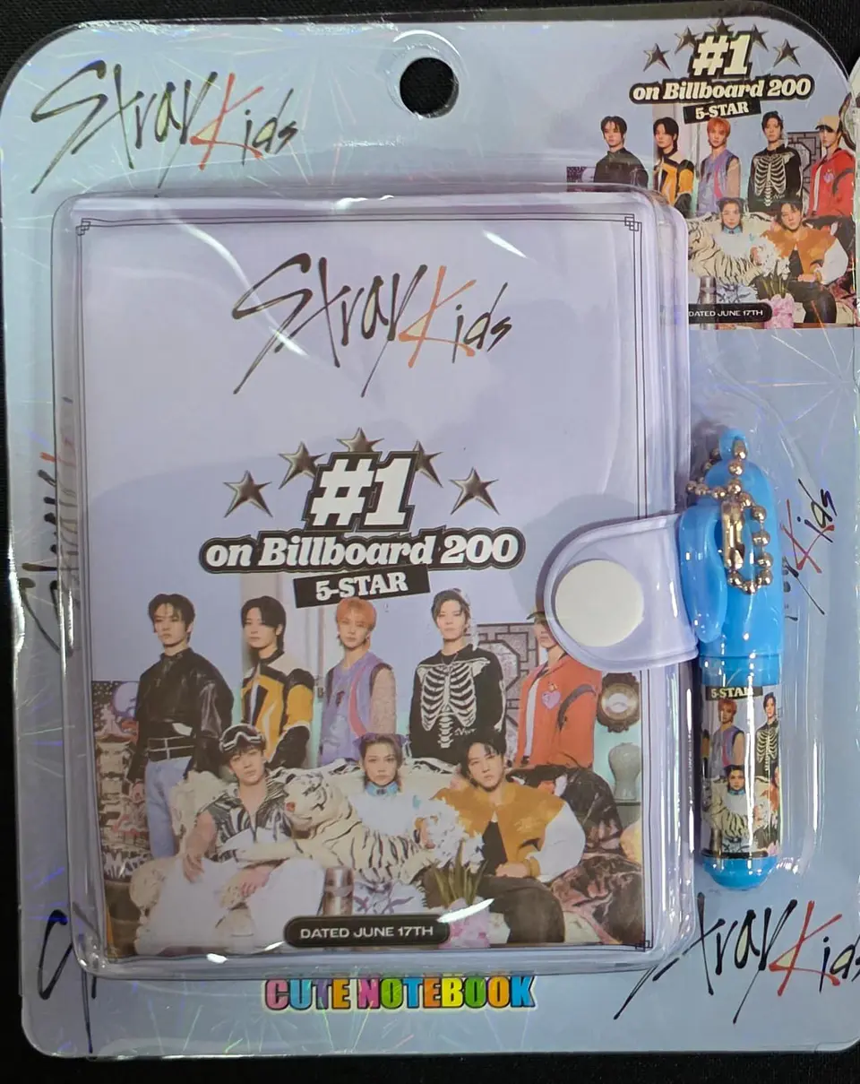 MINI LIBRETA CON LÁPIZ 3