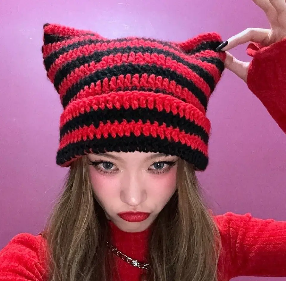 GORRO OREJAS CORTAS 13