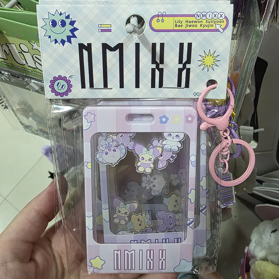 HOLDER NMIXX 1